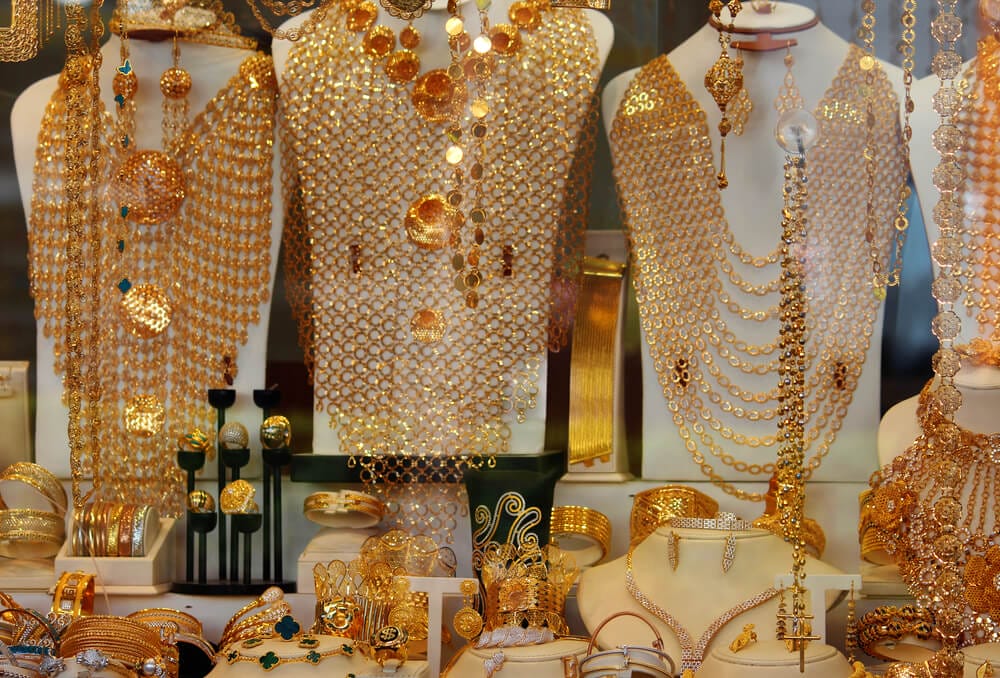 The price of gold faced selling pressure for the second consecutive day on Tuesday