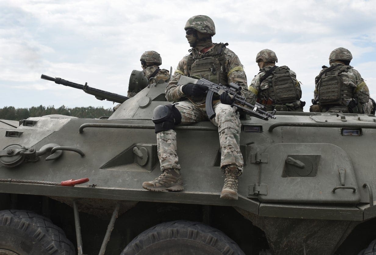 russian ukraine military war tank
