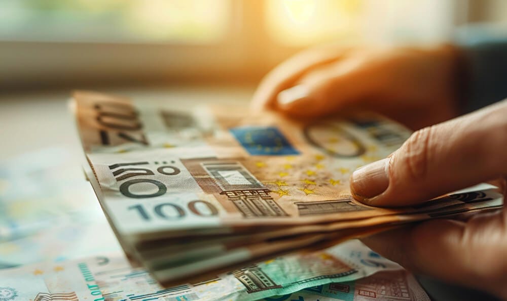 euro bank notes